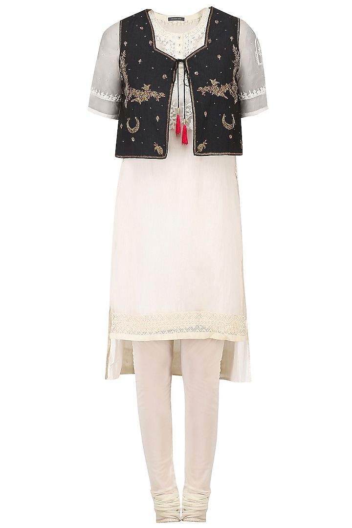 Black zardosi embroidered Awadh jacket available only at Pernia's Pop Up Shop.