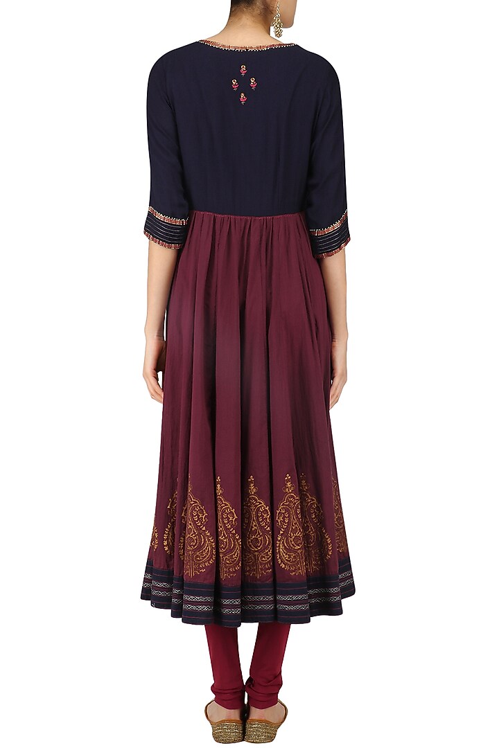 Maroon and navy block printed and hand embroidered kurta available only at Pernia's Pop Up Shop