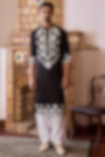 Black Viscose Cotton Silk Hand Embroidered Kurta Set by Ankit V Kapoor at Pernia's Pop Up Shop