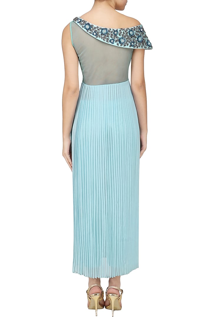 Powder blue embroidered kurta with pants set available only at Pernia's Pop Up Shop.