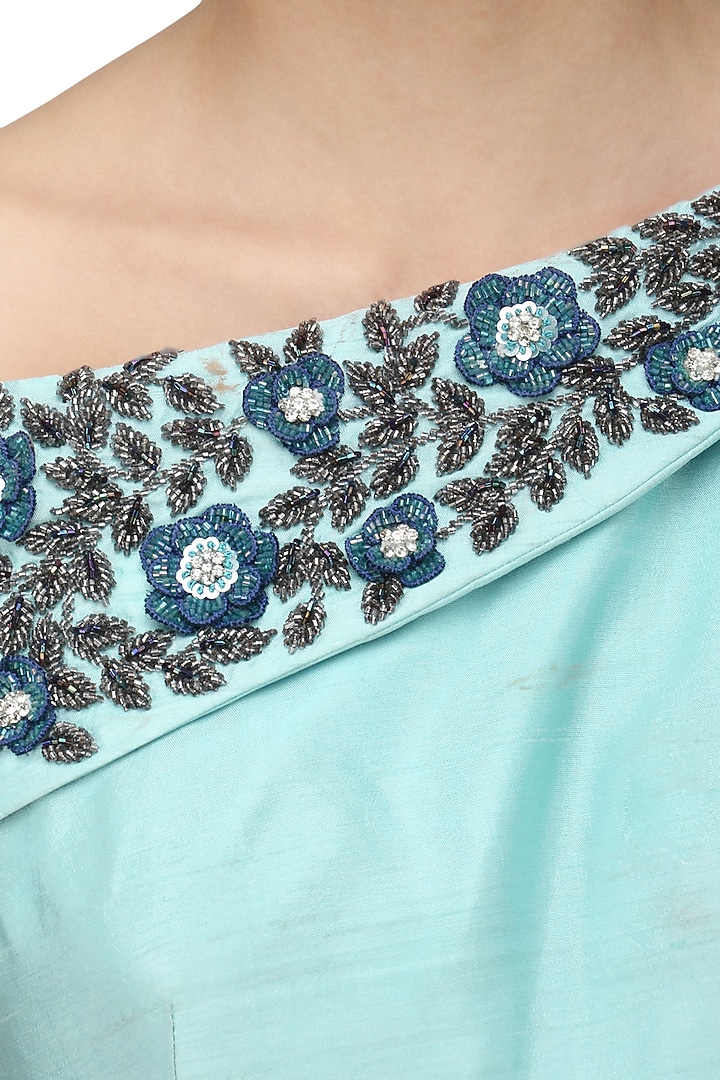 Powder blue embroidered kurta with pants set available only at Pernia's Pop Up Shop.