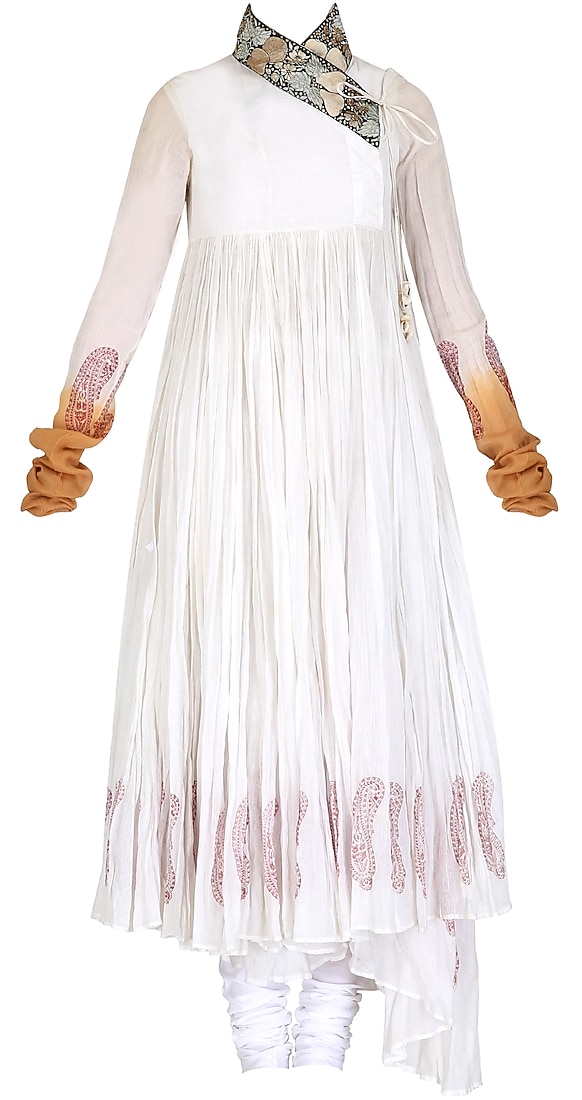 White angrakha kurta set with high collar and printing on the hem line and dupatta available only at Pernia's Pop Up Shop.