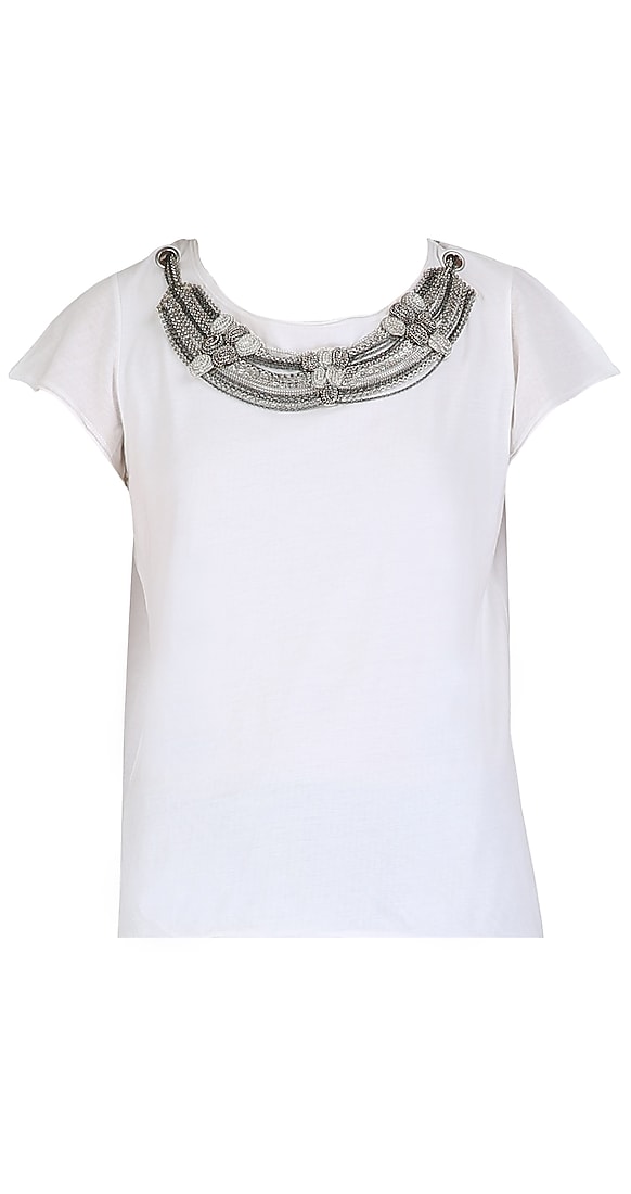 White t-shirt with chains around the neck available only at Pernia's Pop Up Shop.
