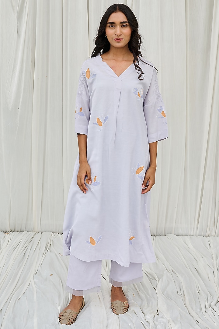 Lilac Cotton Hand Embroidered Kurta Set by AYAKA at Pernia's Pop Up Shop