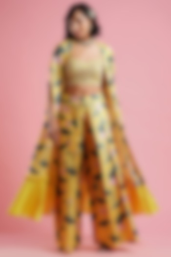Yellow Embroidered Printed Pant Set by Aayushi Maniar