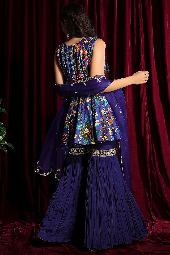 Clear Purple Hand Embroidered Gharara Set by Aayushi Maniar at Pernia's Pop Up Shop