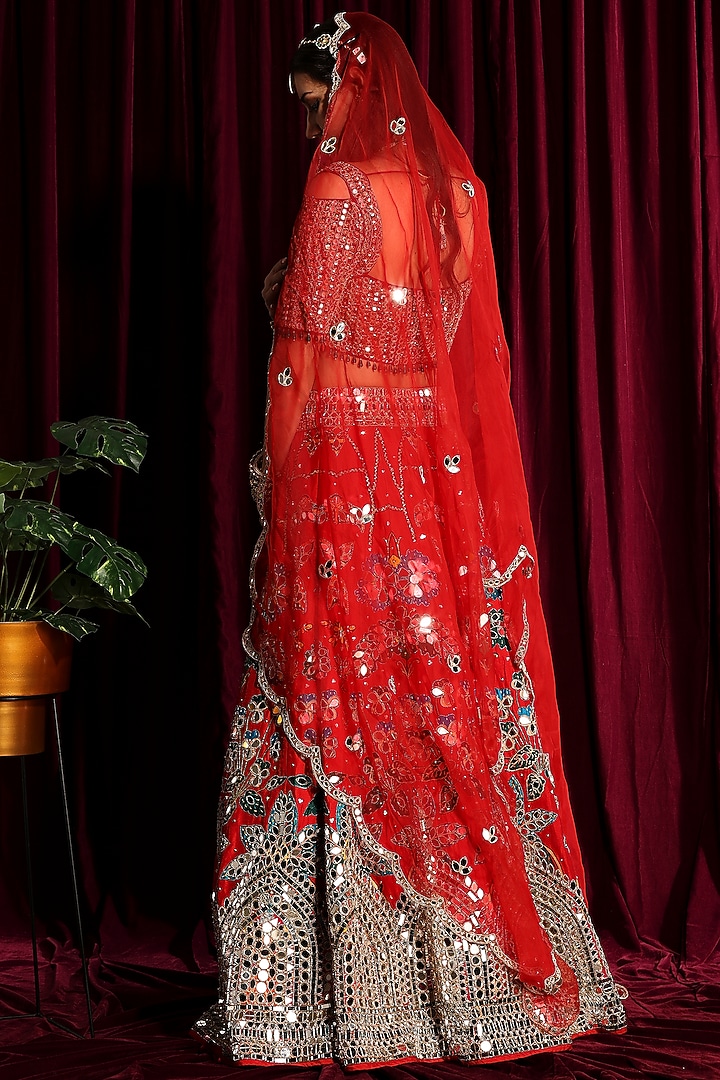 Fiery Red Hand Embroidered Bridal Lehenga Set by Aayushi Maniar at Pernia's Pop Up Shop