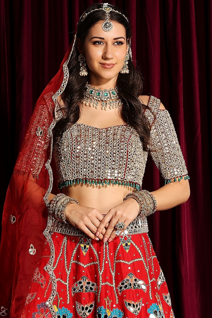 Fiery Red Hand Embroidered Bridal Lehenga Set by Aayushi Maniar at Pernia's Pop Up Shop