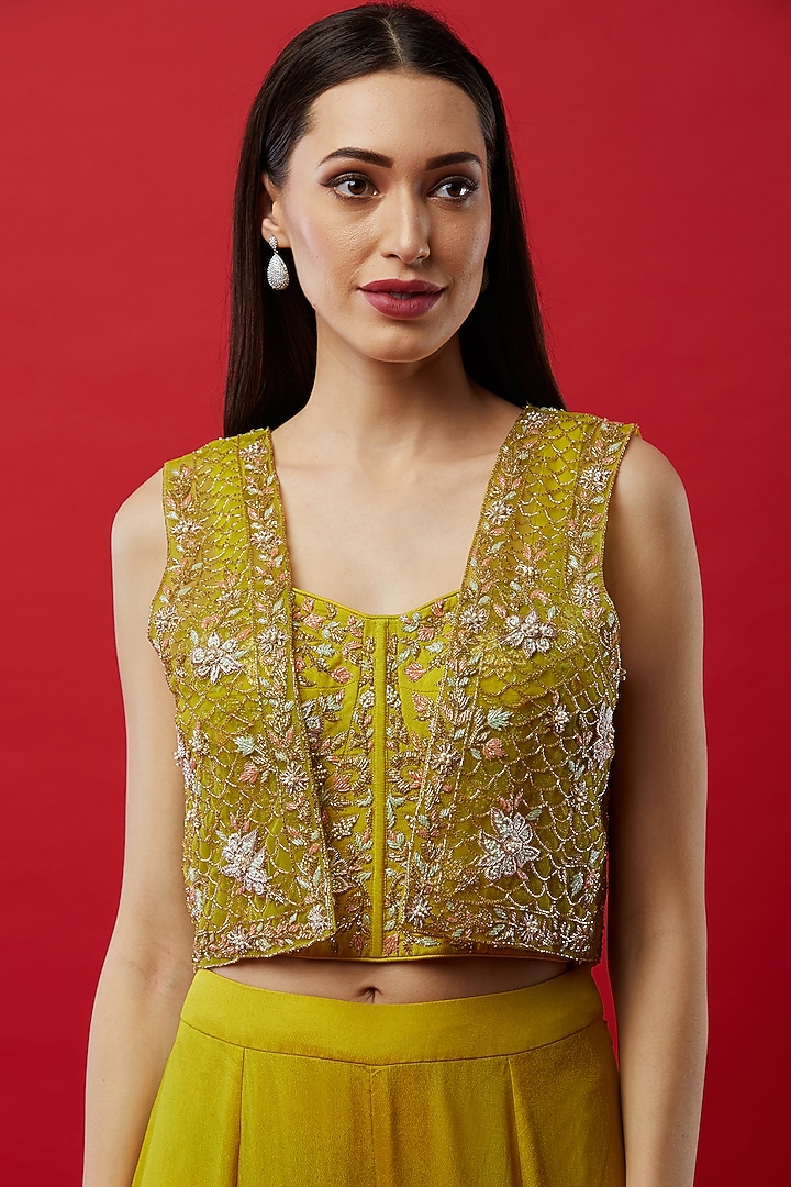 Lemon Yellow Embroidered Gharara Set by Aayushi Maniar at Pernia's Pop Up Shop
