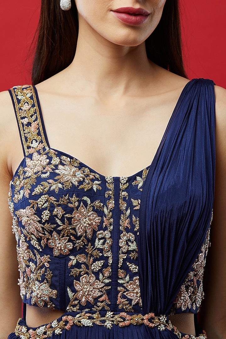 Purple Embroidered Wedding Anarkali Gown With Draped Dupatta by Aayushi Maniar at Pernia's Pop Up Shop