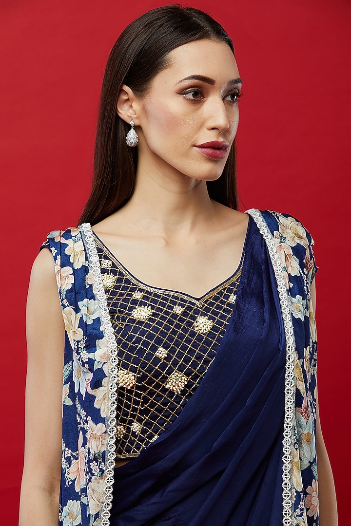 Purple Crepe Silk Pre-Draped Cape Wedding Saree Set by Aayushi Maniar at Pernia's Pop Up Shop