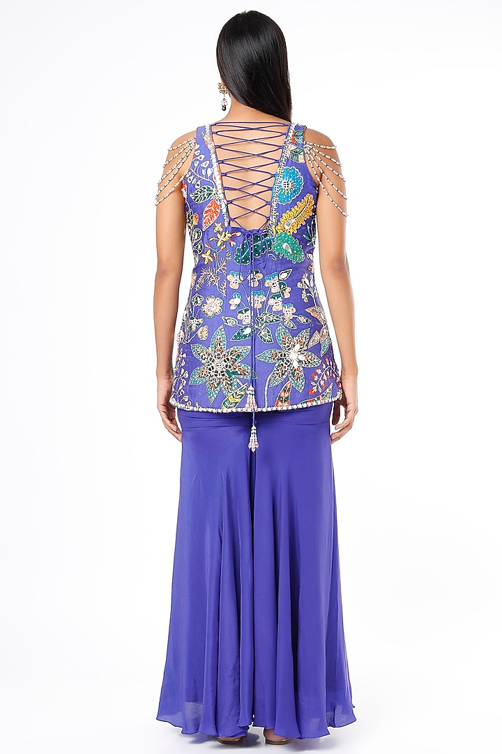 Purple Raw Silk Embroidered Tunic Set by Aayushi Maniar at Pernia's Pop Up Shop