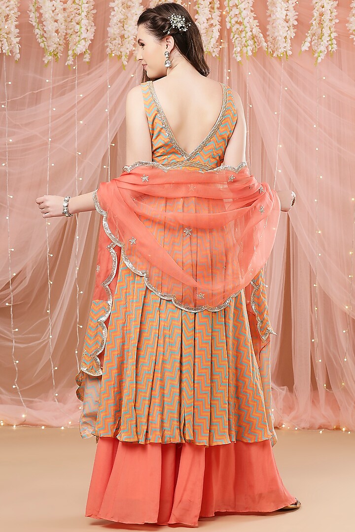 Multi-Colored Crepe Silk Tunic Set by Aayushi Maniar at Pernia's Pop Up Shop