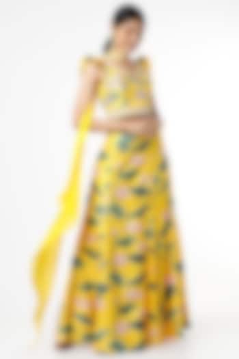 Yellow Floral Printed Skirt Set by Aayushi Maniar