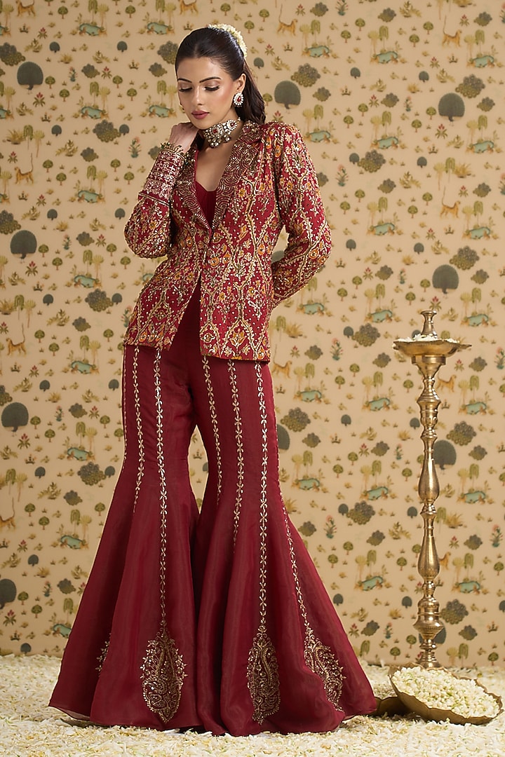 Maroon Organza Tissue Hand Embroidered Jacket Set by Aayushi Maniar at Pernia's Pop Up Shop