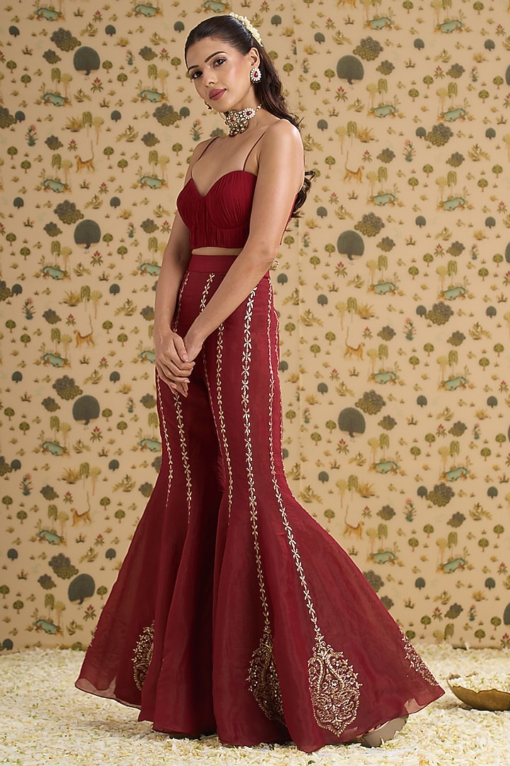 Maroon Organza Tissue Hand Embroidered Jacket Set by Aayushi Maniar at Pernia's Pop Up Shop