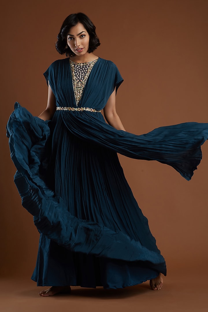 Navy Blue Embroidered Engagement Gown by Aayushi Maniar at Pernia's Pop Up Shop