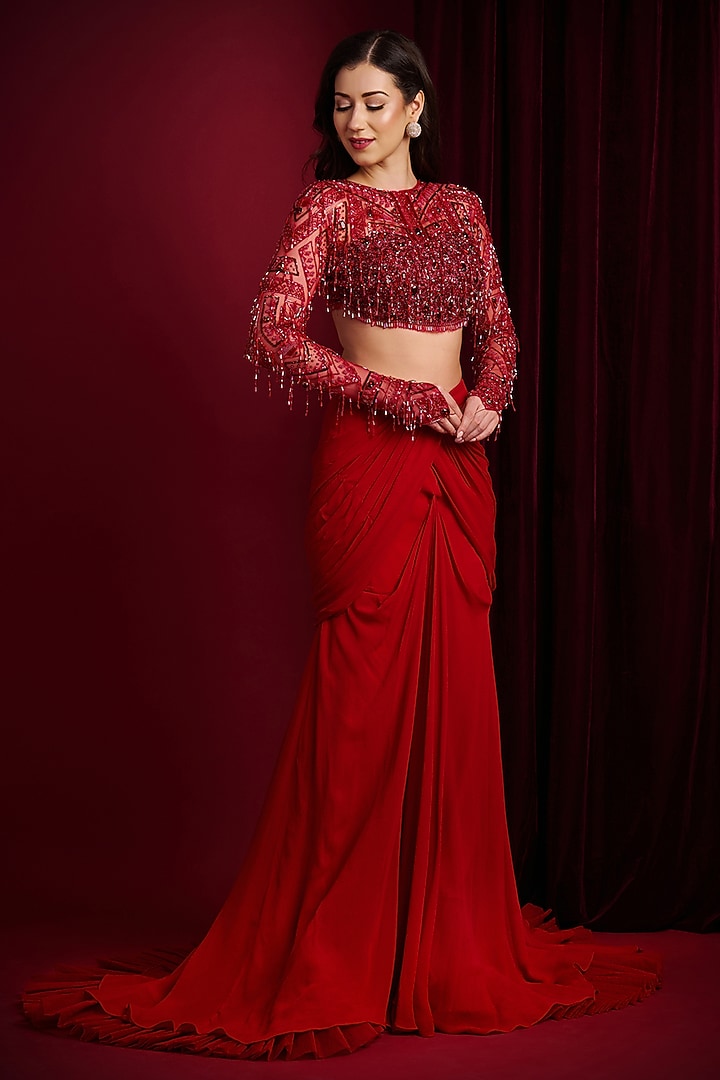 Red Georgette Mermaid Wedding Lehenga Set by Aayushi Maniar at Pernia's Pop Up Shop