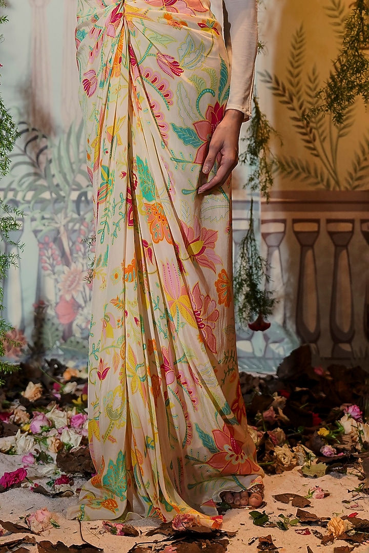 Ivory Crepe Silk Printed Skirt Set by Aayushi Maniar at Pernia's Pop Up Shop