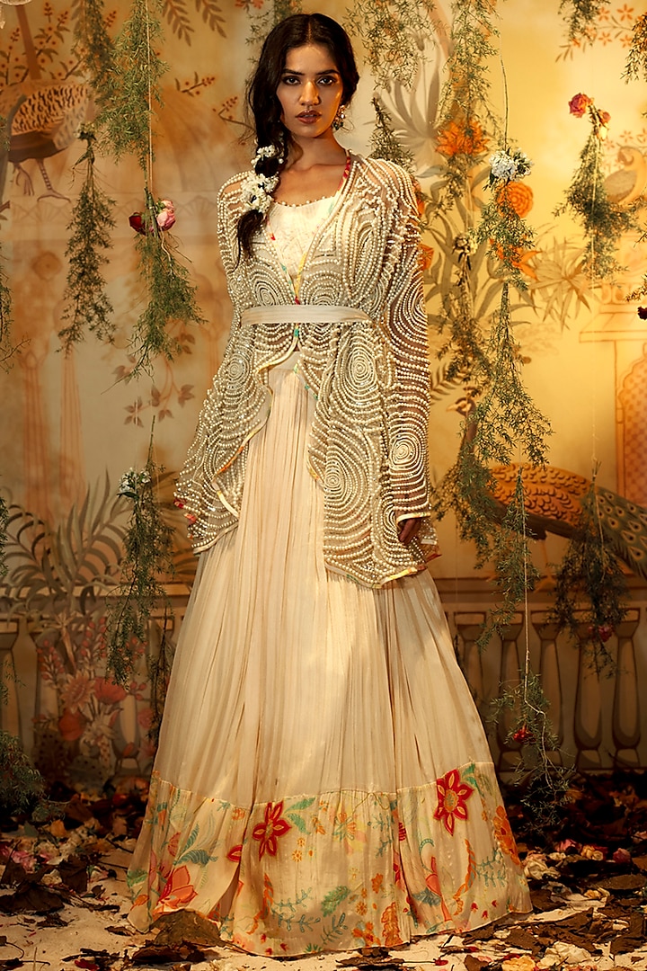 White Georgette Printed & Hand Embroidered Jacket Lehenga Set by Aayushi Maniar