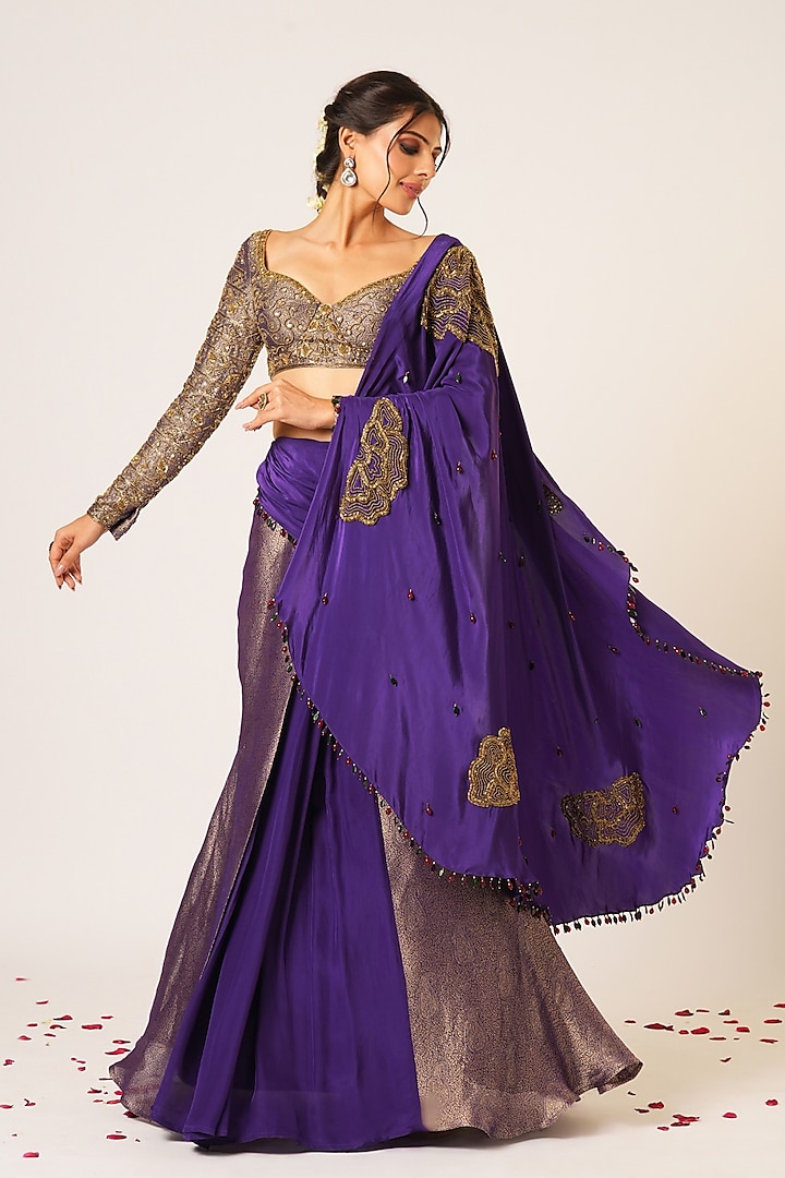 Purple Banarasi & Crepe Silk Hand Embroidered Pre-Draped Saree Set by Aayushi Maniar at Pernia's Pop Up Shop