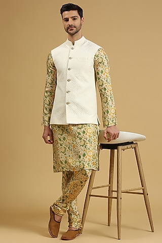 Ivory Cotton Silk Hand Embroidered Quilted Bundi Jacket Set by Ayushi Maniar Men
