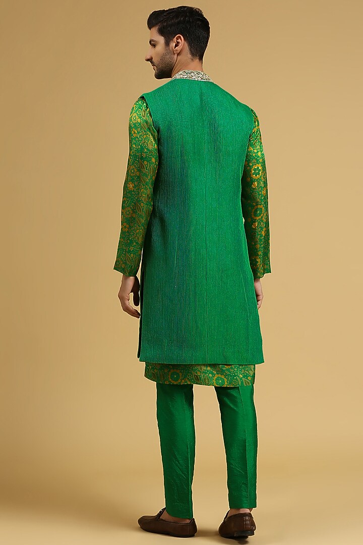 Jade Green Chanderi Silk Hand Embroidered Wedding Indowestern Set by Ayushi Maniar Men at Pernia's Pop Up Shop