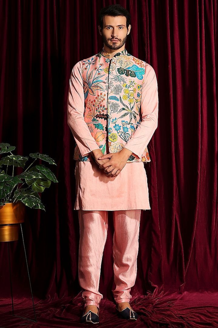 Blush Pink Kurta Set With Printed Bundi Jacket by Ayushi Maniar Men