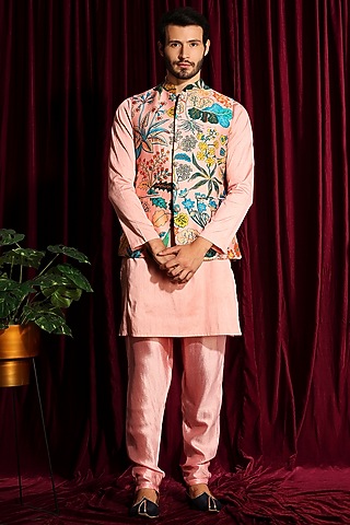 Blush Pink Kurta Set With Printed Bundi Jacket by Ayushi Maniar Men