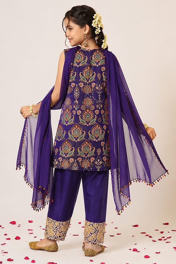 Purple Organza Tissue Hand Embroidered Tunic Set For Girls by Aayushi Maniar Kids at Pernia's Pop Up Shop