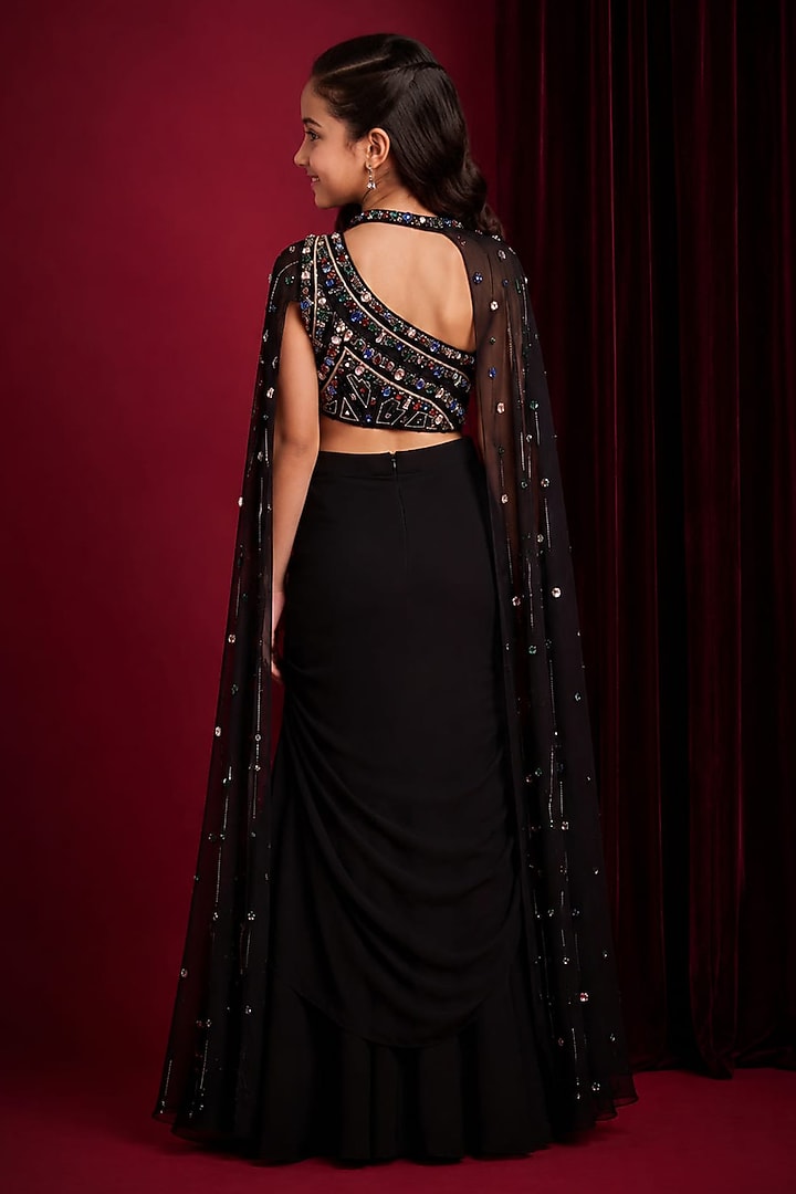 Black Georgette Hand Embroidered Lehenga Set For Girls by Aayushi Maniar Kids at Pernia's Pop Up Shop