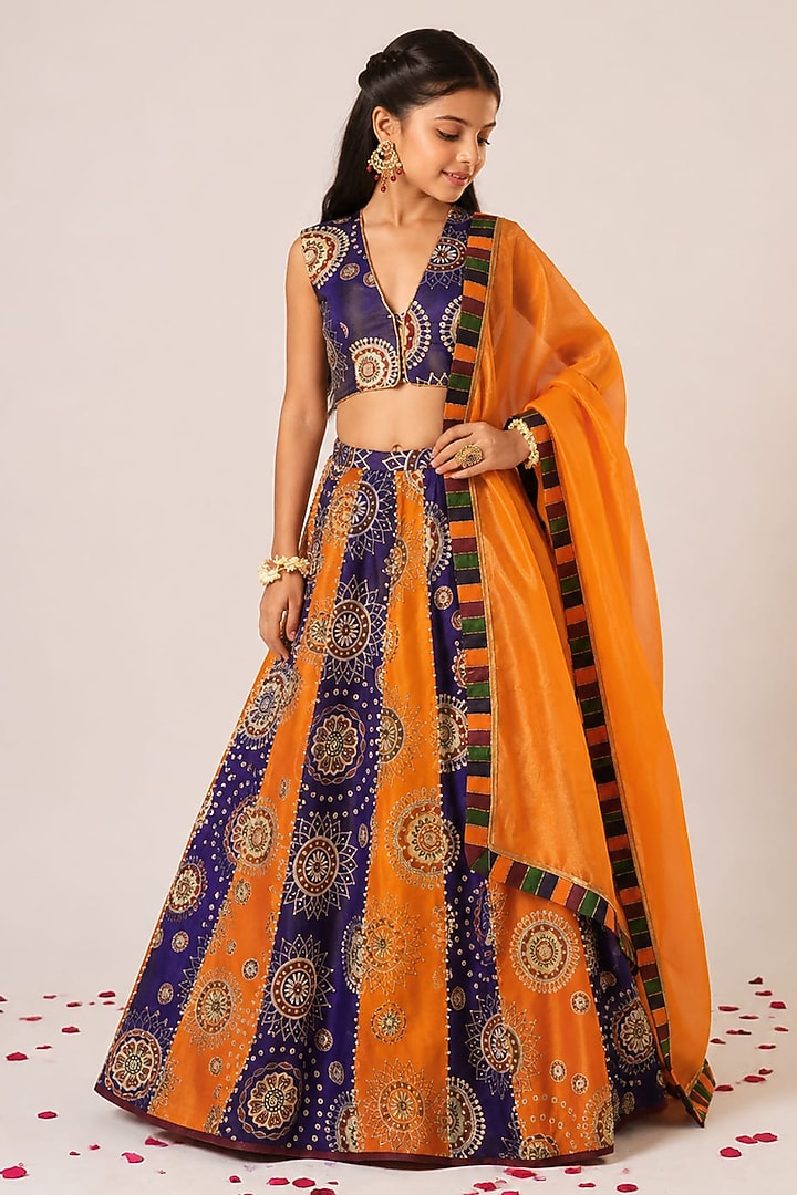 Purple Organza Tissue Hand Embroidered Lehenga Set For Girls by Aayushi Maniar Kids at Pernia's Pop Up Shop