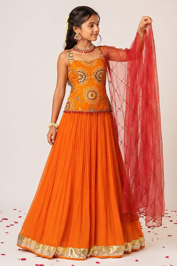 Orange Georgette Hand Embroidered Lehenga Set For Girls by Aayushi Maniar Kids at Pernia's Pop Up Shop