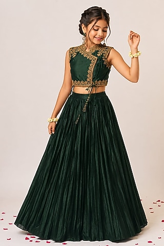Green Raw Silk Lehenga Set For Girls by Aayushi Maniar Kids