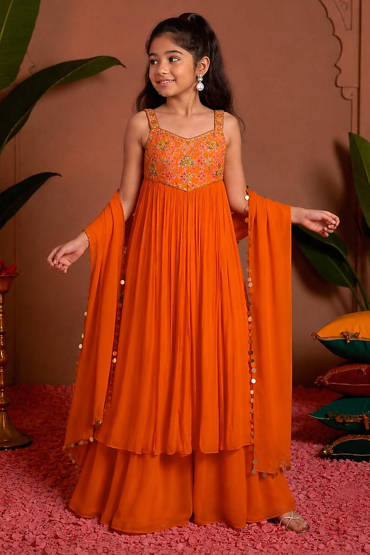 Orange Georgette Hand Embroidered Anarkali Set For Girls by Aayushi Maniar Kids at Pernia's Pop Up Shop
