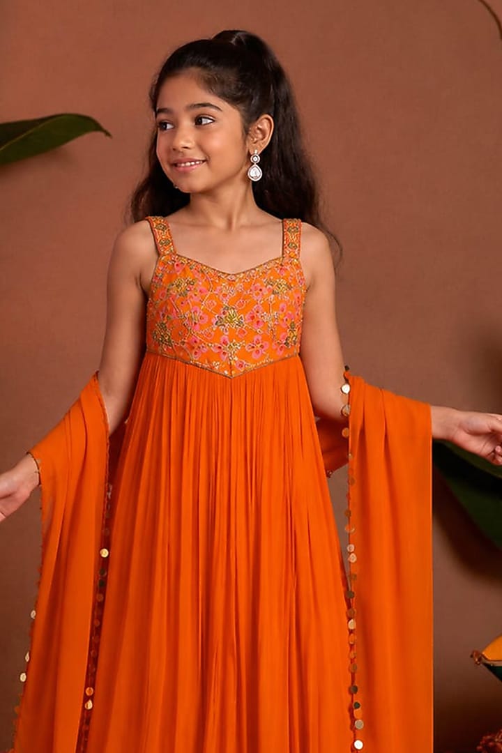 Orange Georgette Hand Embroidered Anarkali Set For Girls by Aayushi Maniar Kids at Pernia's Pop Up Shop