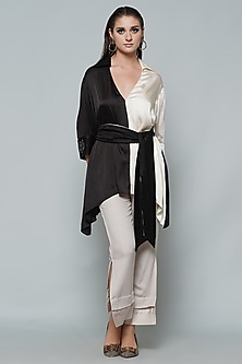 product-color-Black