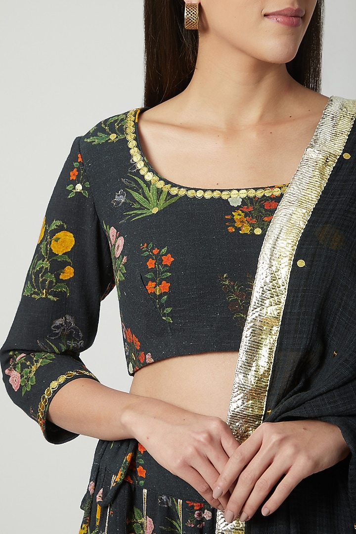 Black Embroidered & Printed Lehenga Set by Ayinat By Taniya O'Connor at Pernia's Pop Up Shop