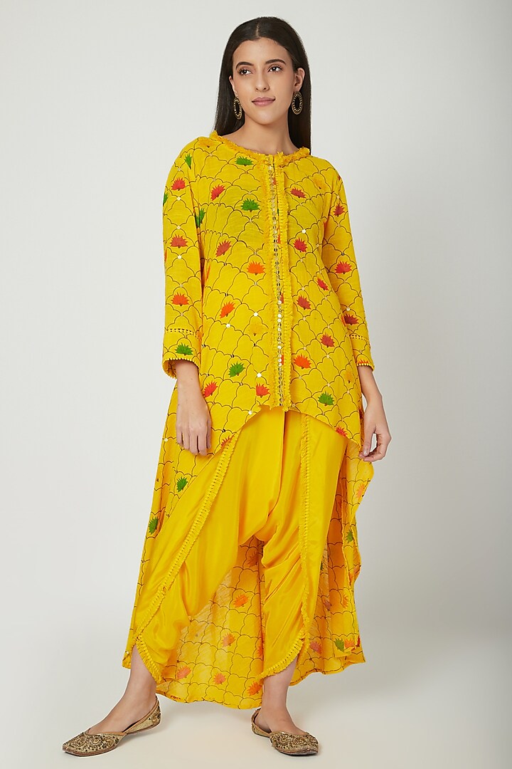 Yellow Embroidered & Printed Tunic With Pants by Ayinat By Taniya O'Connor