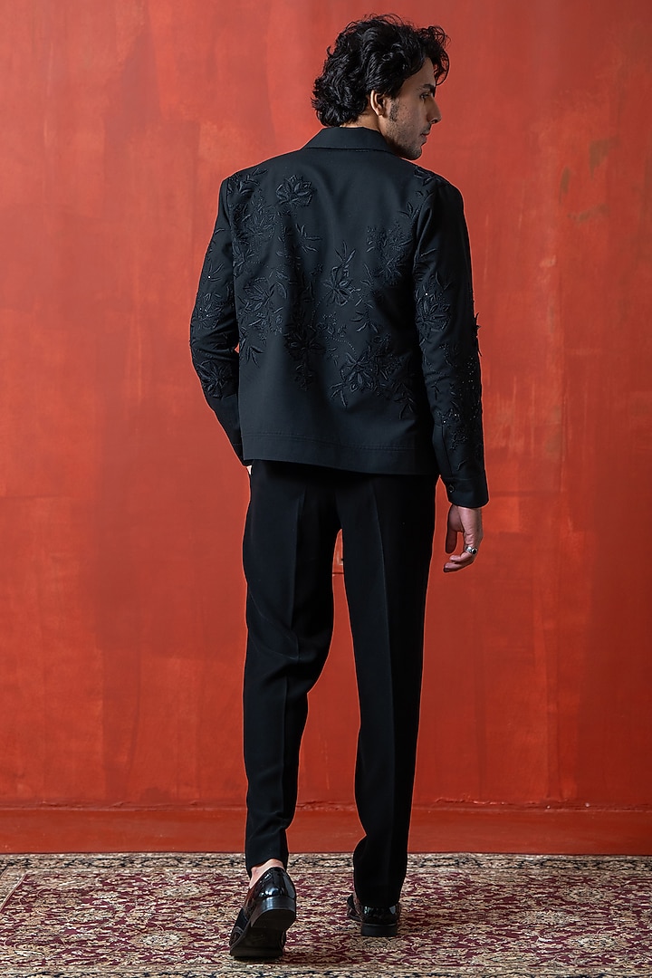 Black Suiting Floral Embroidered Tuxedo Shacket by AYUSH JAIN at Pernia's Pop Up Shop