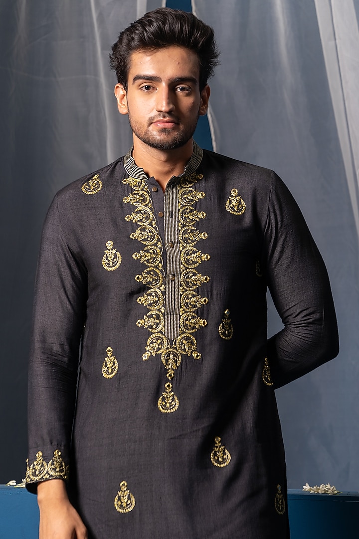 Black Cotton Silk Mirror Embroidered Kurta by AYUSH JAIN at Pernia's Pop Up Shop
