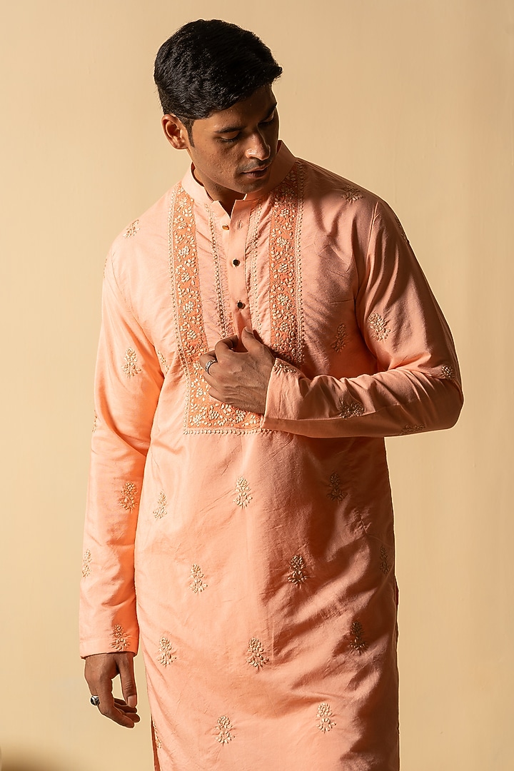 Peachish Pink Cotton Silk Zari Hand Embroidered Kurta With Stole by AYUSH JAIN at Pernia's Pop Up Shop