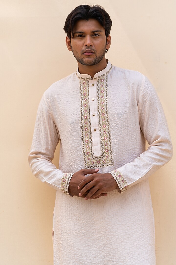 Light Pink Cotton Silk Hand Embroidered Kurta by AYUSH JAIN at Pernia's Pop Up Shop
