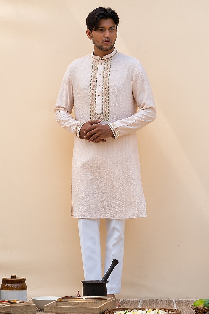 Light Pink Cotton Silk Hand Embroidered Kurta by AYUSH JAIN at Pernia's Pop Up Shop