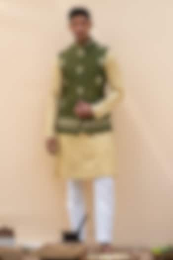 Green Silk & Cotton Silk Hand Embroidered Bundi Jacket Set by AYUSH JAIN at Pernia's Pop Up Shop