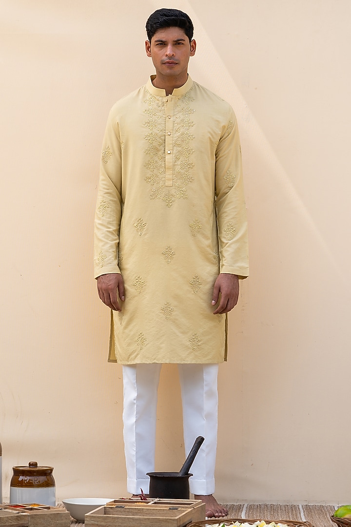 Green Silk & Cotton Silk Hand Embroidered Bundi Jacket Set by AYUSH JAIN at Pernia's Pop Up Shop
