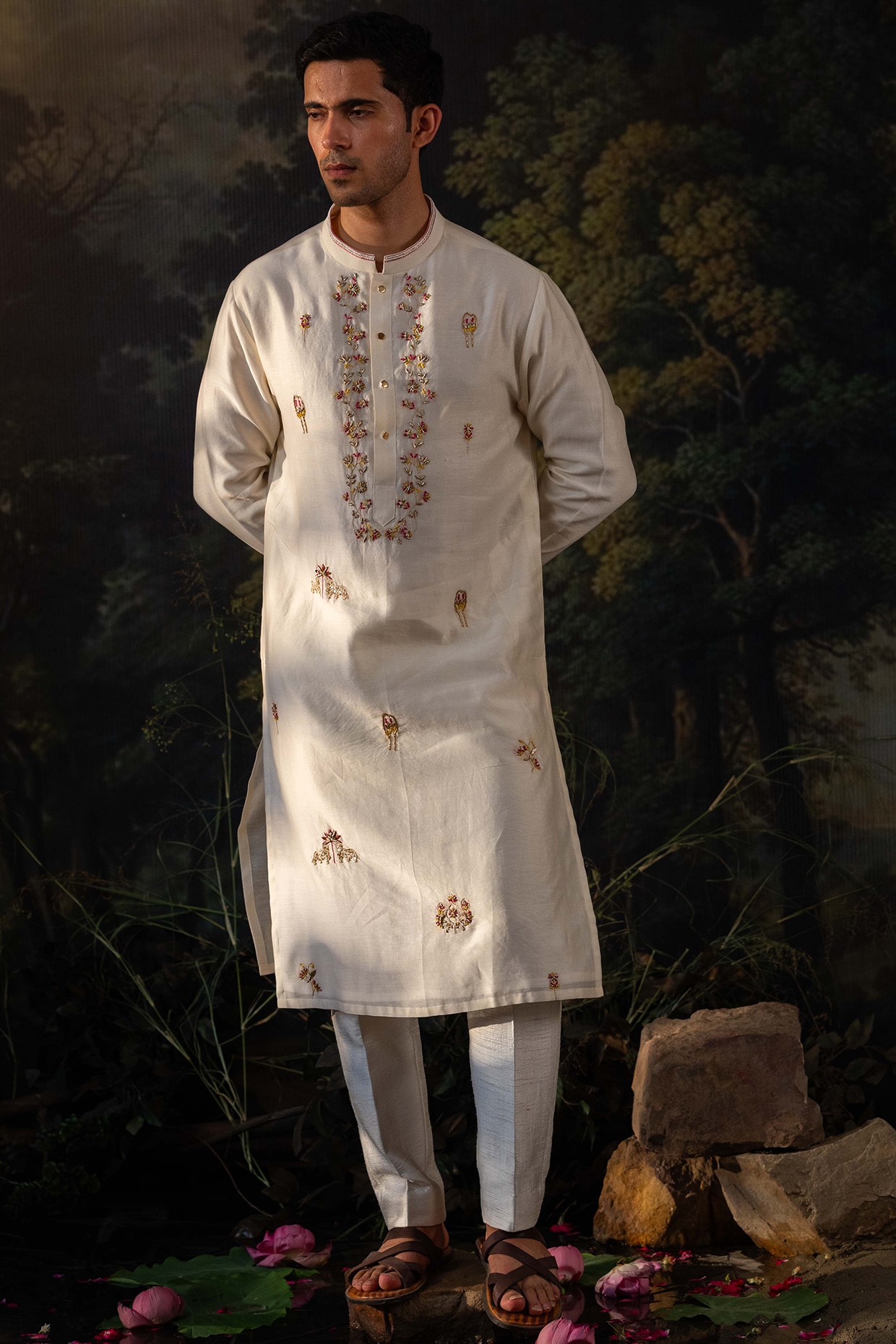 AYUSH JAIN Ivory Silk Chanderi & Cotton Silk Embroidered Kurta Set