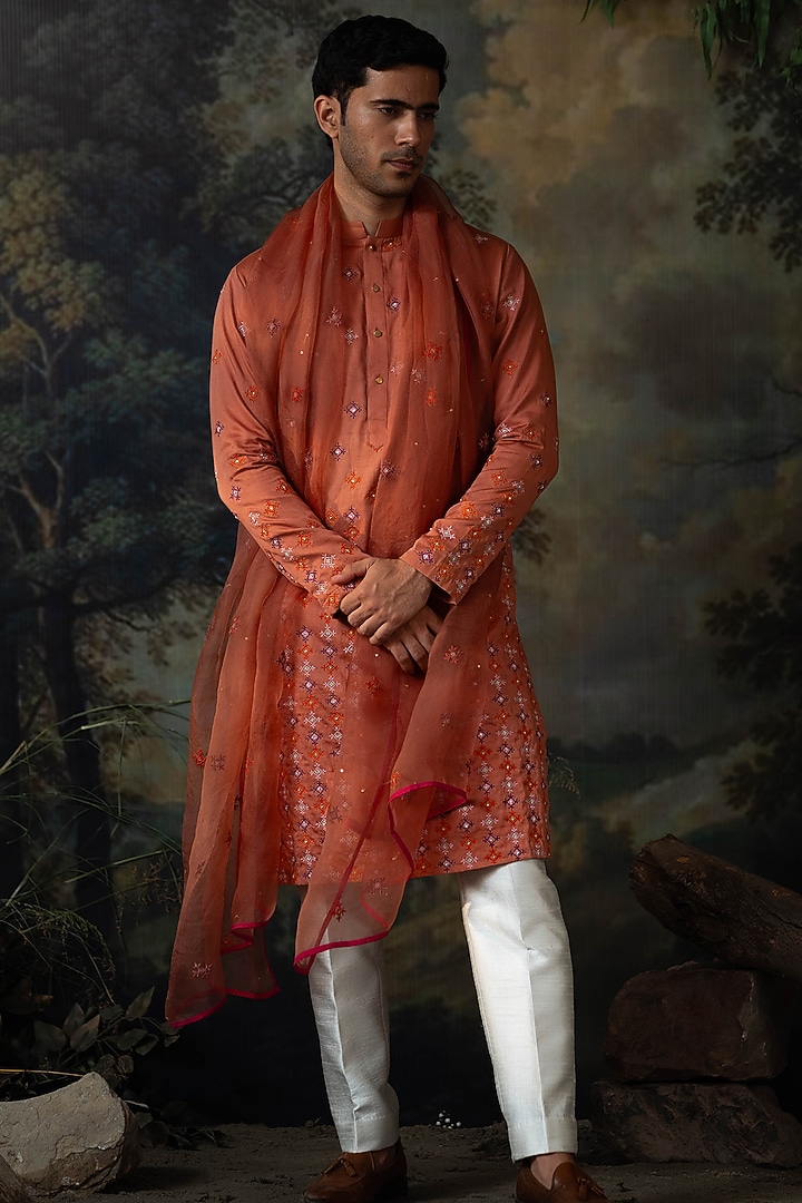 Rust Cotton Silk Resham Embroidered Kurta Set by AYUSH JAIN at Pernia's Pop Up Shop