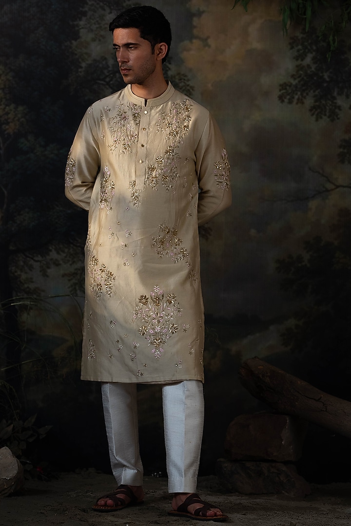 Sage Green Chanderi Zardosi Embroidered Kurta Set by AYUSH JAIN at Pernia's Pop Up Shop