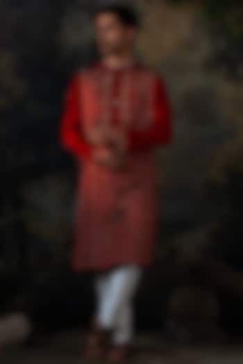 Red Silk Resham Embroidered Kurta Set by AYUSH JAIN at Pernia's Pop Up Shop